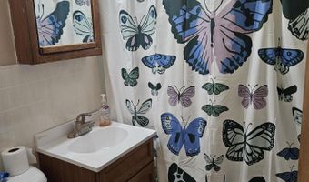 1023 N 1st St, Aberdeen, SD 57401
