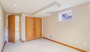 4510 GRETNA St, Bethesda, MD 20814