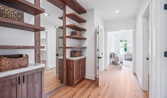 4613 CHASE Ave, Bethesda, MD 20814