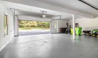 8411 Reese Ln, Ann Arbor, MI 48103