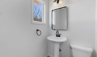 475 Parum Rd, Colchester, CT 06415