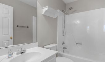 725 Cotton Branch Dr, Boiling Springs, SC 29316