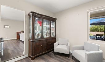 5208 Russell Dr NW, Albuquerque, NM 87114