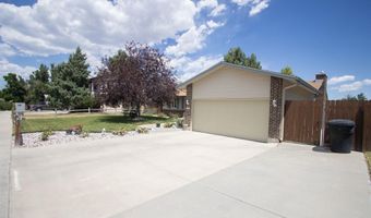 407 Indian Paintbrush St, Casper, WY 82604