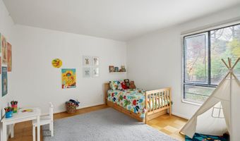 7900 INVERTON Rd T3, Annandale, VA 22003