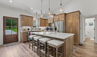 154 SUMMER PLACE Ln, Arley, AL 35541