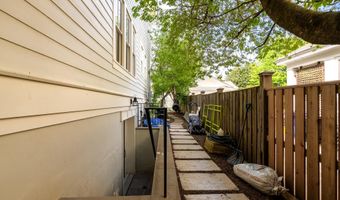 4111 18TH Rd N 1, Arlington, VA 22207
