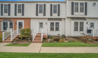 190 Merrick Rd 35, Amityville, NY 11701