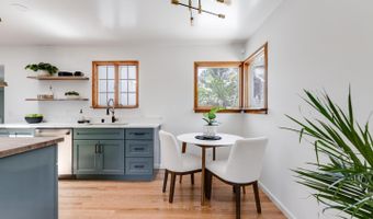 207 Kingsbury Dr, Aptos, CA 95003
