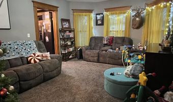 301 A Ave E, Albia, IA 52531