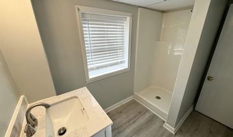 1000 CHEROKEE Trl, Anniston, AL 36206