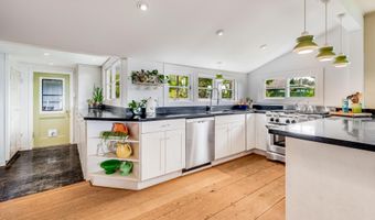 505 Alae Rd, Kula, HI 96790
