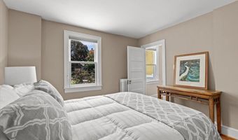 2816 27TH St NW, Washington, DC 20008