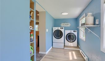 409 Shoreham Dr, Allison Park, PA 15101