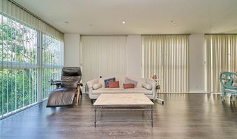 1927 Glendon Ave 201, Los Angeles, CA 90025