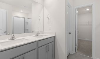 959 Misty Creek Dr, Aberdeen, NC 28315