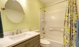 7862 Spruce St 7B, Anchorage, AK 99507