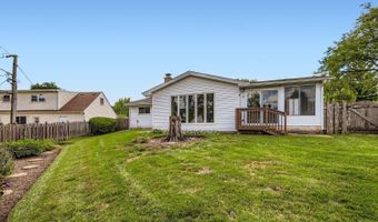 1410 W Lexington Dr, Arlington Heights, IL 60004