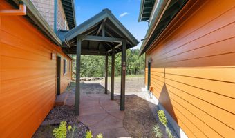 30 Steinman Dr, Ashland, OR 97520