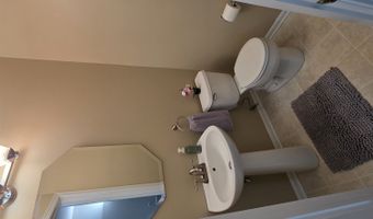 14 Parkside Ct 14, Algonquin, IL 60102