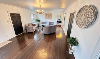 9 Birch Hill Rd, Albany, NY 12211