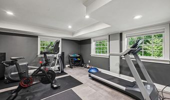 504 Burson Pl, Ann Arbor, MI 48104