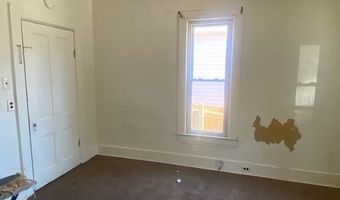 1105 W 9th St, Alton, IL 62002