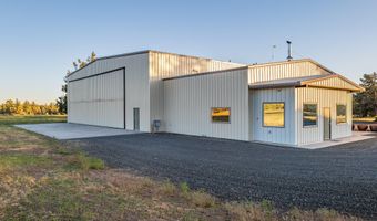 10771 E Langell Valley Rd, Bonanza, OR 97623