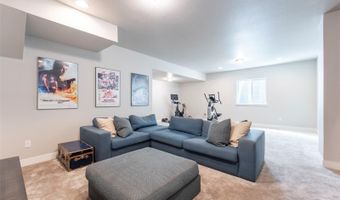 21574 E 59th Dr, Aurora, CO 80019