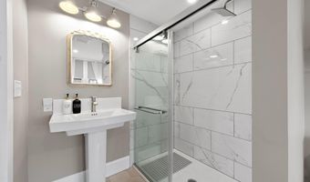 123 CORAL St, Beach Haven, NJ 08008