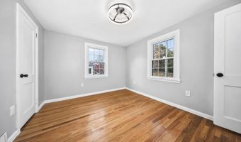 122 High St, Coventry, CT 06238