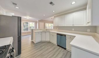 4804 Thicket Path NW, Acworth, GA 30102