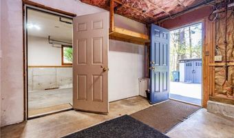 173 Whaley Hollow Rd, Coventry, RI 02891