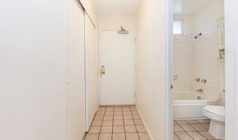 454 Namahana St 404, Honolulu, HI 96815