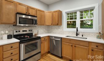 29 Winding Rd, Asheville, NC 28803