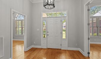 510 Chippendale Ln, Boiling Springs, SC 29316