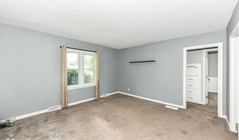 114 South St, Southport, IN 46227