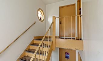 460 Lexington Ave APT 201, Bridgeport, CT 06604