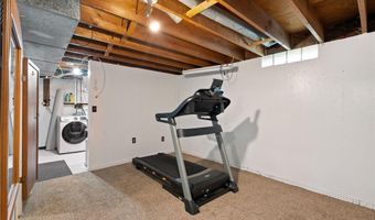 705 11th Ave NW, Austin, MN 55912