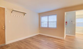 2100 N SCOTT St 101, Arlington, VA 22209