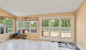 43878 CAMELLIA St, Ashburn, VA 20147
