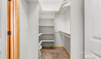 10389 Gamann Dr, Cascade, ID 83611