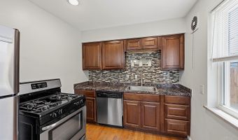 1114 Joetta Dr, Anderson Twp., OH 45230