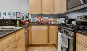 360 W Washington Ave 1204, Madison, WI 53703