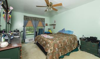 481 3RD St, Atco, NJ 08004