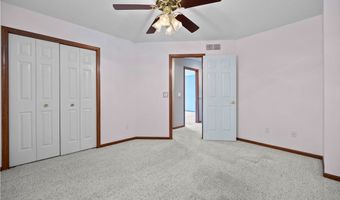 939 Barberry Cir, Amherst, OH 44001