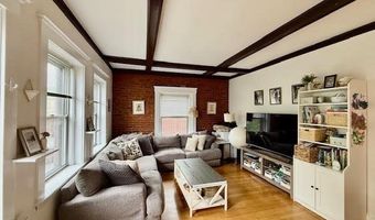 19 South St 11, Boston, MA 02135
