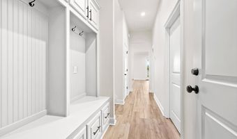 17476 Lakefront Ln, Baton Rouge, LA 70810