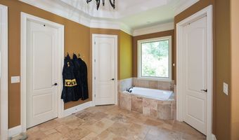 2210 Spalding Dr, Atlanta, GA 30350