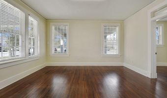 125 Court St, Bay St. Louis, MS 39520